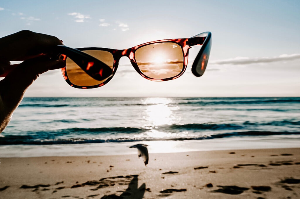 Gafas de sol en la playa